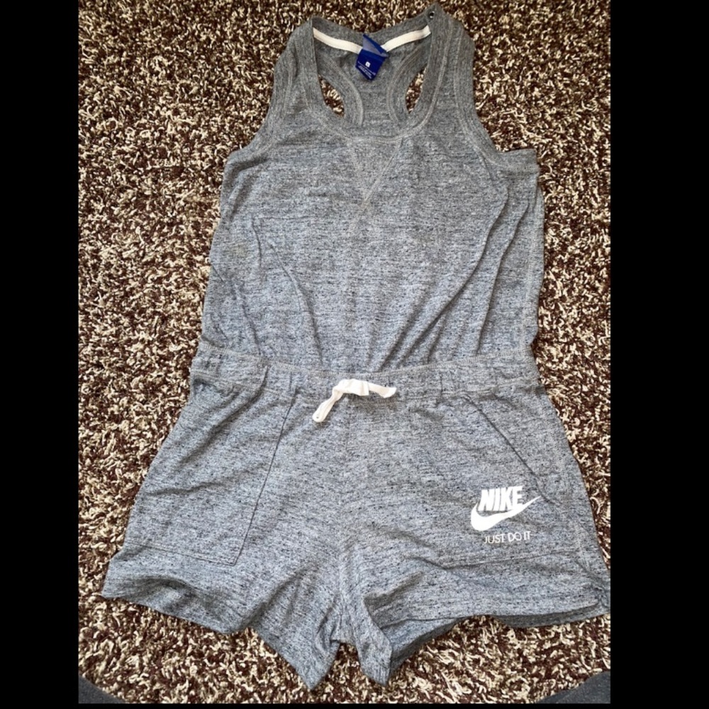 Nike romper